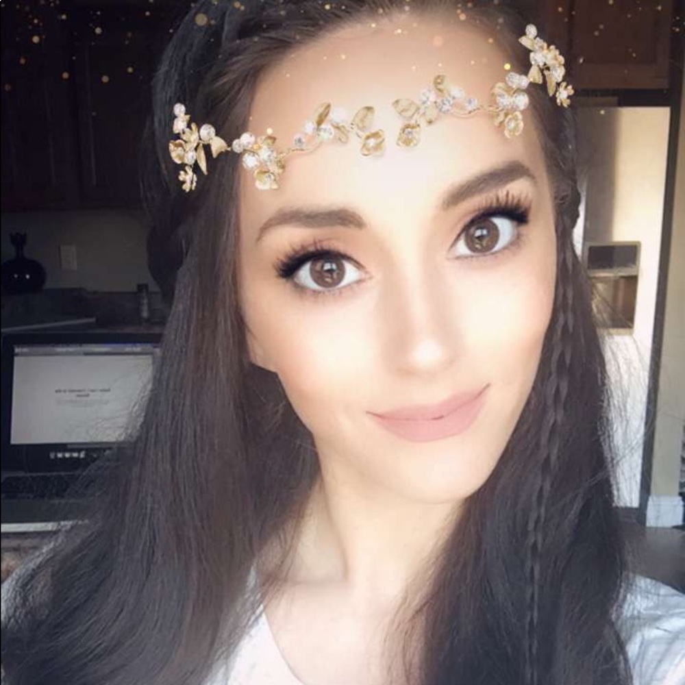 Meet your Posher, Mandi